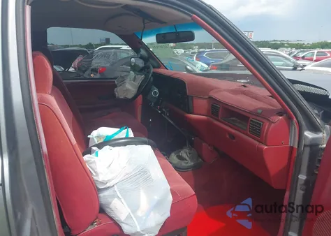 1994 Dodge Ram 2500 из США, поврежденный, VIN 1B7KC26C1RS532274